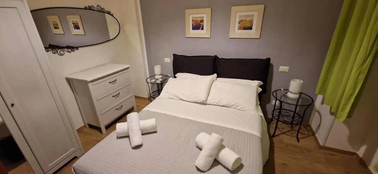 Studio Flat 381 Naples Apartment