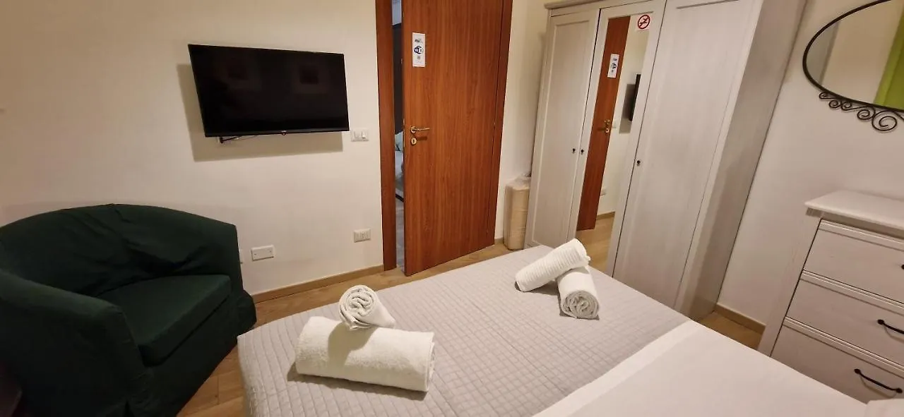 Apartment Studio Flat 381 Naples Italy