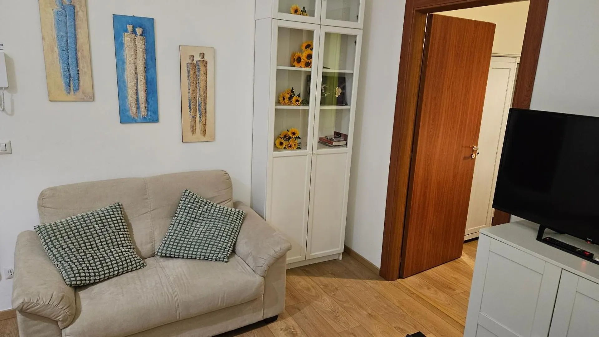 Apartment Studio Flat 381 Naples